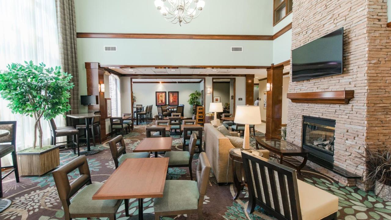 Staybridge Suites Wilmington East By Ihg Exterior foto